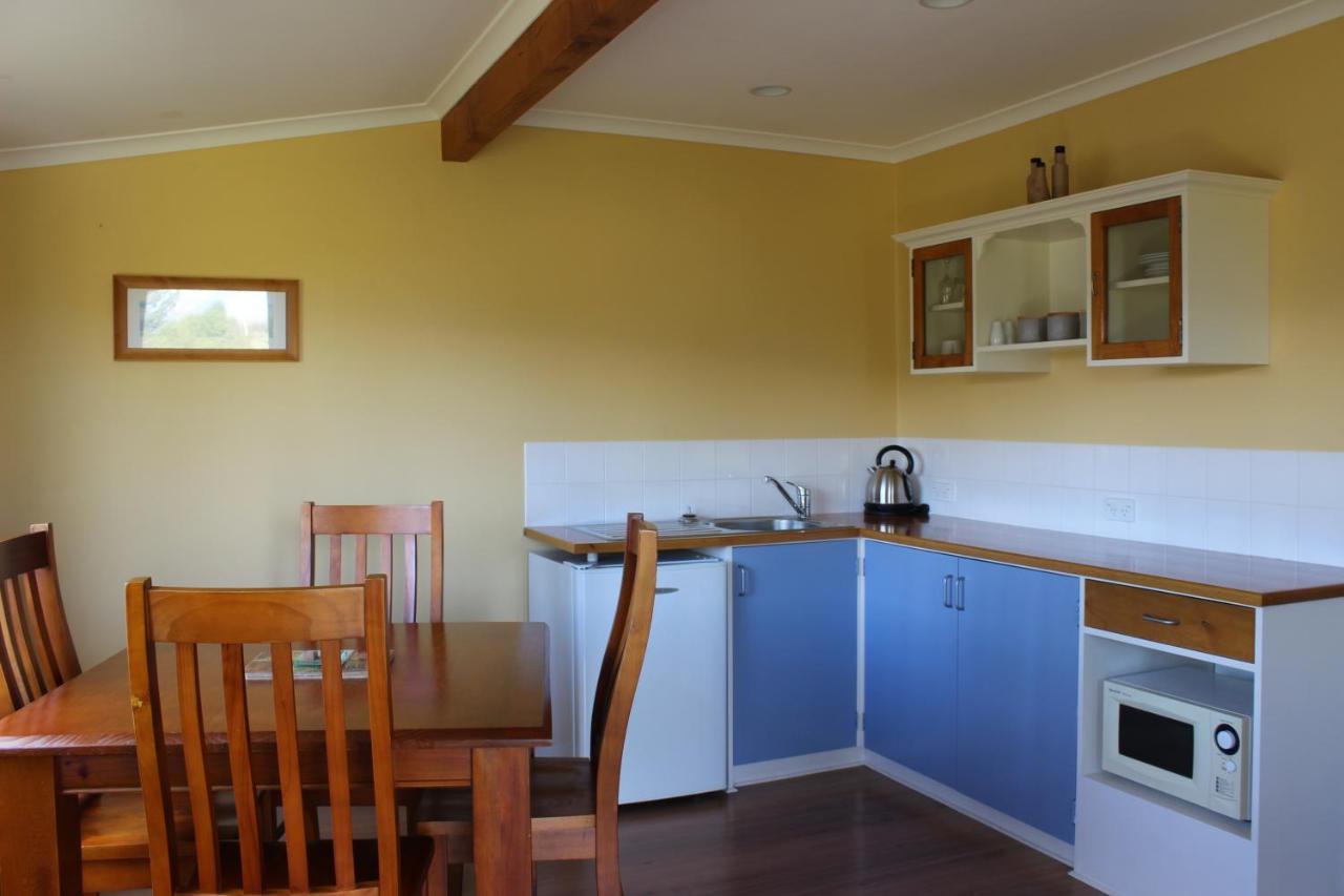 Blue Thistle Cottages テアナウ エクステリア 写真
