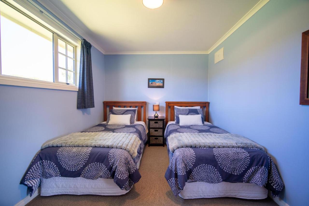 Blue Thistle Cottages テアナウ エクステリア 写真